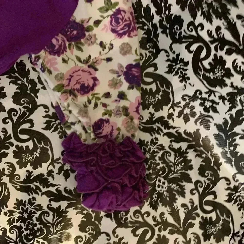 RUFFLE SLEEVE TOP SZ SMALL ✂️ROCK BOTTOM PRICE✂️ - Picture 6 of 7